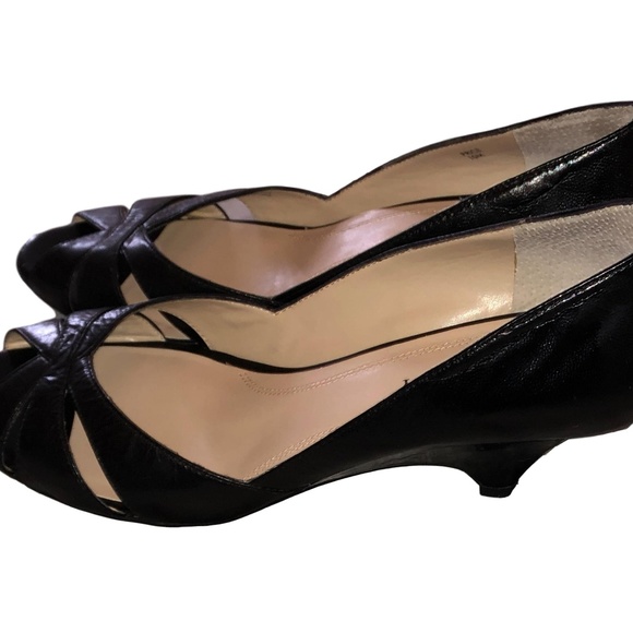 Ellen Tracy Women's Open-toe Leather Wedge Heels - Picture 2 of 6